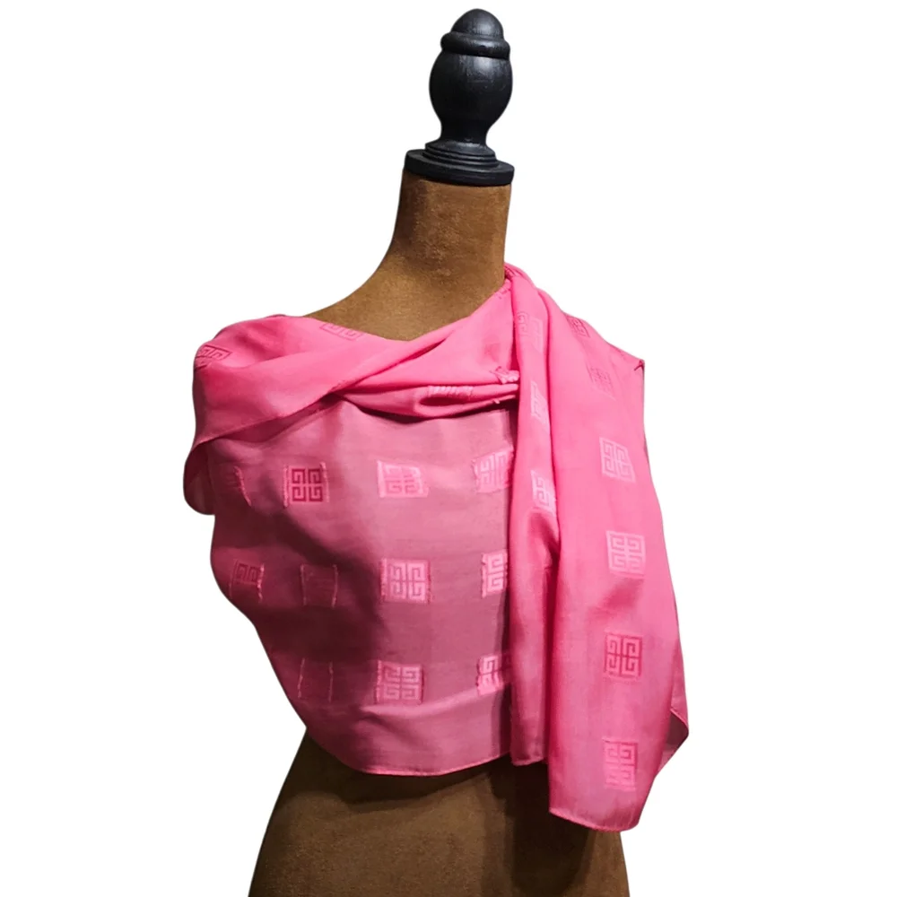 GIVENCHY SCARF - Picture 14 of 15